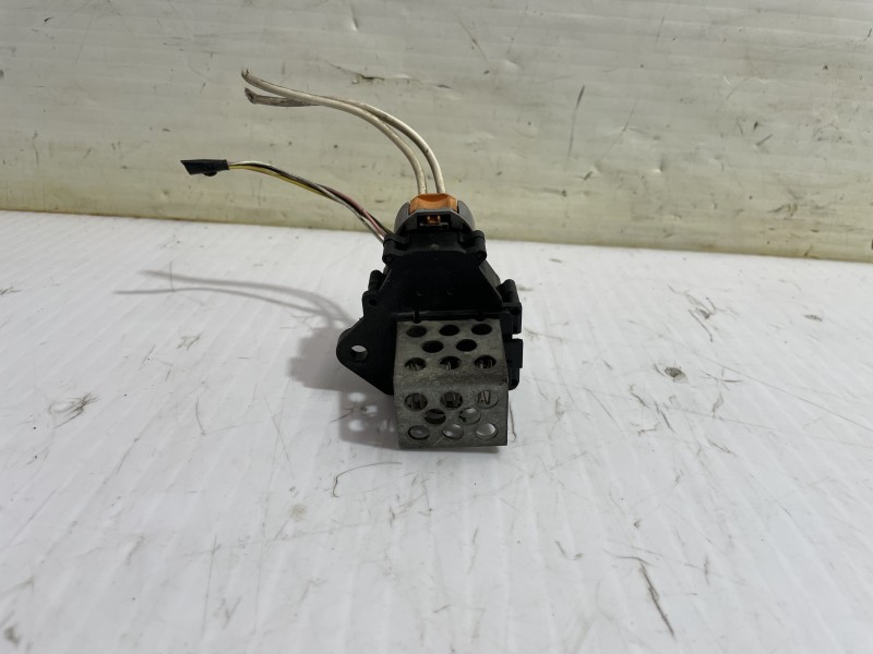 Recambio de resistencia calefaccion para peugeot 308 sw envy referencia OEM IAM 9658508980  