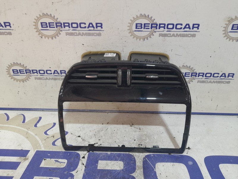 Recambio de aireadores para jaguar xe 2.0 diesel cat referencia OEM IAM GX73014L21A  