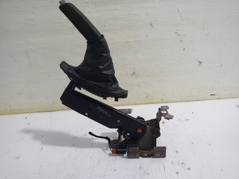 Recambio de palanca freno para peugeot 308 sw envy referencia OEM IAM 96810052ZR  