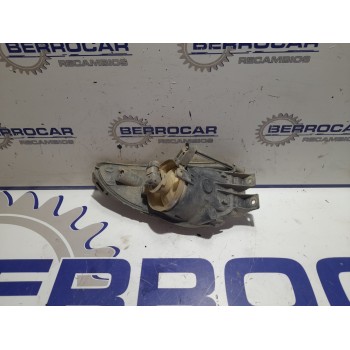 Recambio de faro antiniebla derecho para opel insignia berlina 2.0 16v cdti referencia OEM IAM 13226829R  