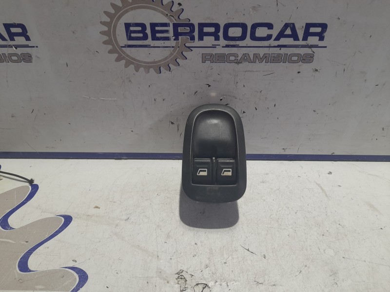 Recambio de mando elevalunas delantero izquierdo para peugeot 206 4-trg. referencia OEM IAM   