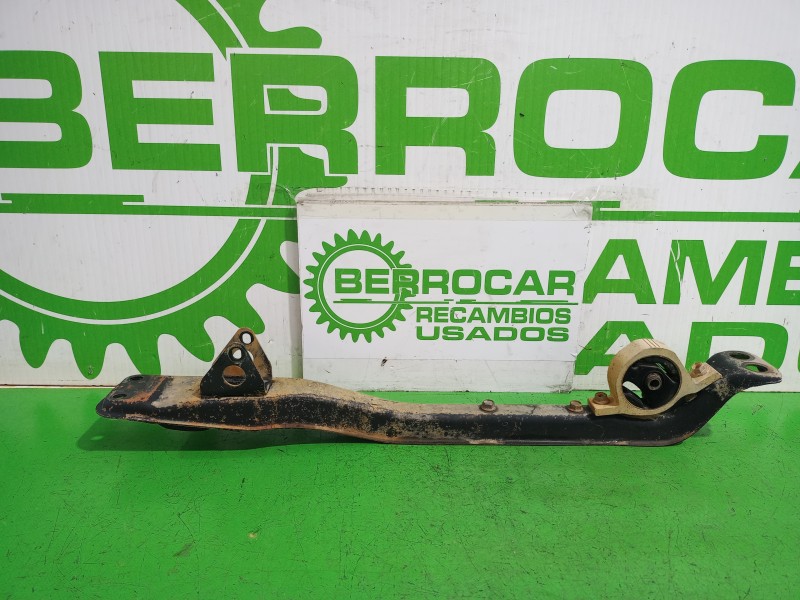 Recambio de travesaño para nissan micra (k11) básico referencia OEM IAM 112405F600  