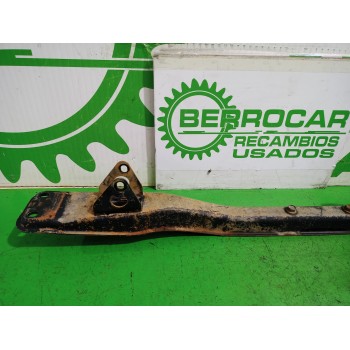 Recambio de travesaño para nissan micra (k11) básico referencia OEM IAM 112405F600  