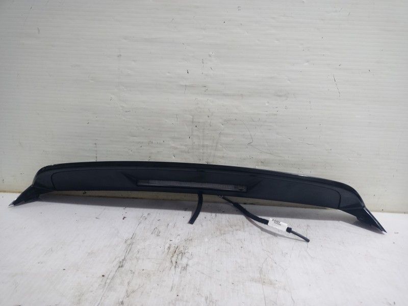 Recambio de aleron trasero para opel corsa f edition referencia OEM IAM 9832785280  