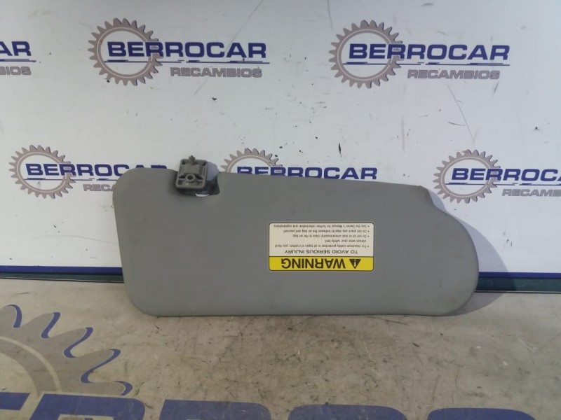 Recambio de parasol izquierdo para kia sorento 2.5 crdi referencia OEM IAM 852013E040  