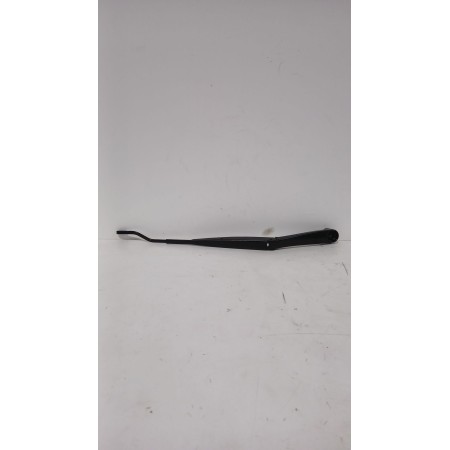 Recambio de brazo limpia delantero izquierdo para kia stonic (yb) 1.0 t-gdi referencia OEM IAM 98311H8000  