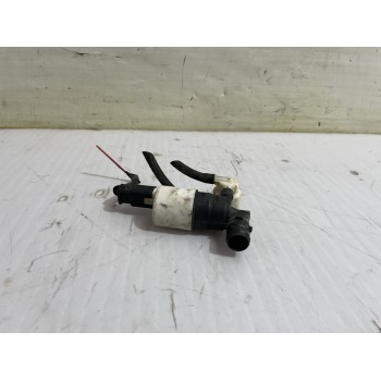 Recambio de bomba limpia para peugeot 308 sw envy referencia OEM IAM 963298498004  