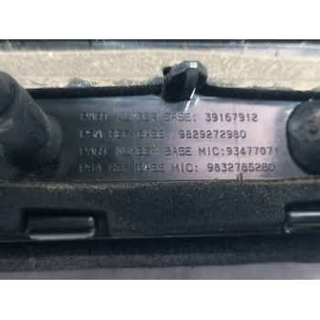 Recambio de aleron trasero para opel corsa f edition referencia OEM IAM 9832785280  