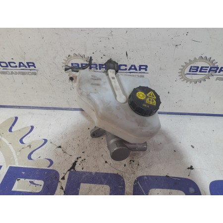 Recambio de bomba freno para jaguar xe 2.0 diesel cat referencia OEM IAM T2H4221  