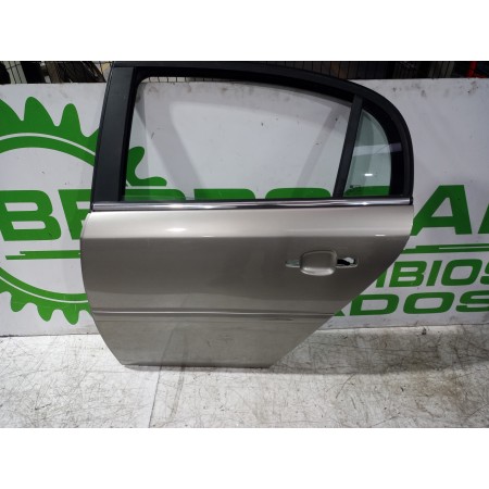 Recambio de puerta trasera izquierda para opel vectra c berlina essentia referencia OEM IAM 93171459  