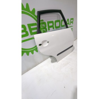 Recambio de puerta trasera derecha para seat ibiza iii (6l1) 1.4 tdi referencia OEM IAM 6L4833056T  