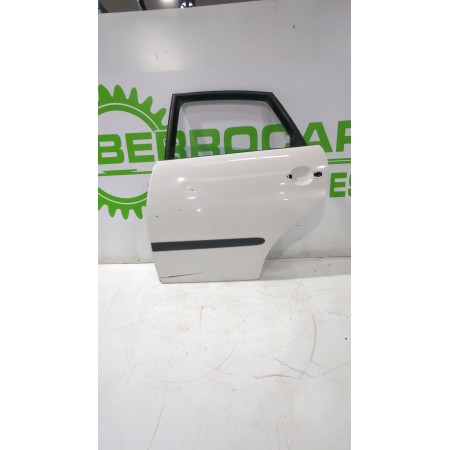 Recambio de puerta trasera izquierda para seat ibiza iii (6l1) 1.4 tdi referencia OEM IAM 6L4833055T  