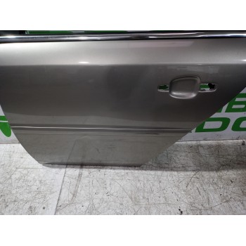 Recambio de puerta trasera izquierda para opel vectra c berlina essentia referencia OEM IAM 93171459  