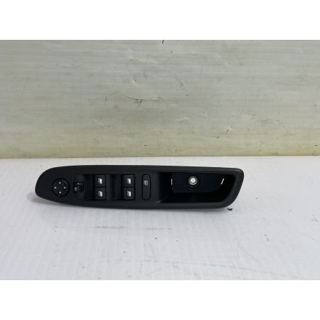 Recambio de mando elevalunas delantero izquierdo para jeep avenger altitude referencia OEM IAM 967882817D  