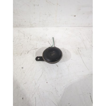 Recambio de claxon para nissan juke (f15) 1.5 dci referencia OEM IAM 256101KA0A/703881163  