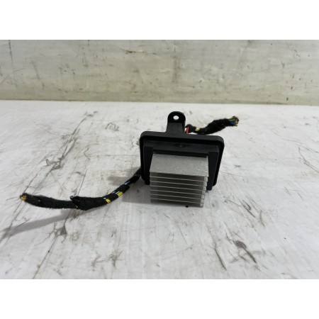 Recambio de resistencia calefaccion para opel corsa f edition referencia OEM IAM 7015011004  