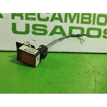 Recambio de sensor para renault megane ii classic berlina 1.5 dci diesel referencia OEM IAM 8200682396  