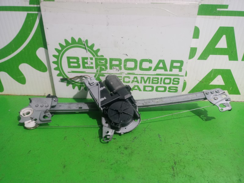 Recambio de elevalunas delantero izquierdo para citroën c3 1.4 hdi sx referencia OEM IAM 9221AQ  