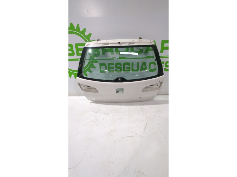 Recambio de porton trasero para seat ibiza iii (6l1) 1.4 tdi referencia OEM IAM 6L6827024B  