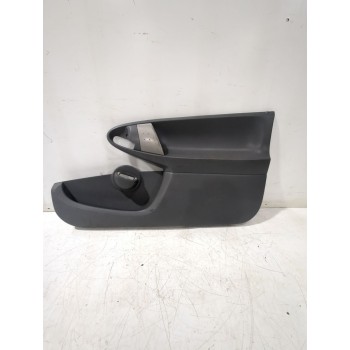 Recambio de guarnecido puerta delantera derecha para peugeot 107 (pm_, pn_) 1.4 hdi referencia OEM IAM 676110H020  