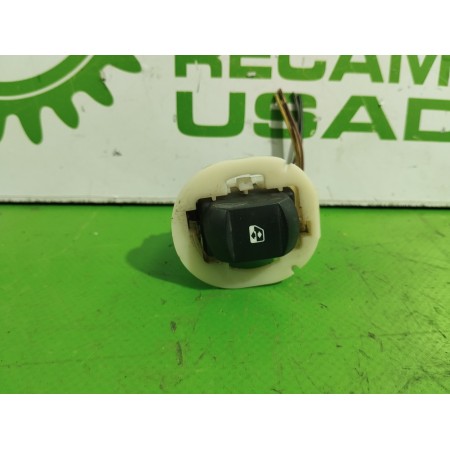 Recambio de mando elevalunas delantero derecho para renault megane ii classic berlina 1.5 dci diesel referencia OEM IAM 15601810