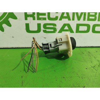 Recambio de mando elevalunas delantero derecho para renault megane ii classic berlina 1.5 dci diesel referencia OEM IAM 15601810