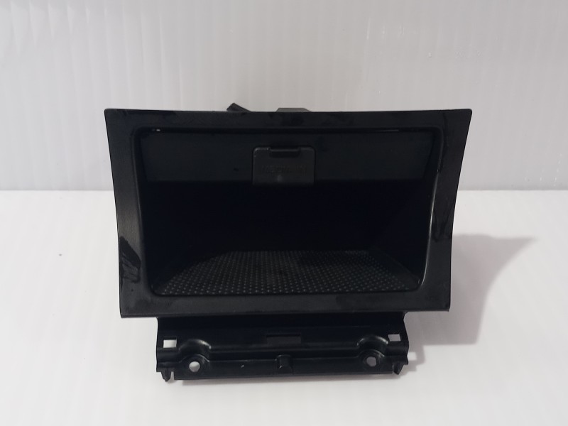 Recambio de guantera para skoda yeti active referencia OEM IAM 5L1863383  