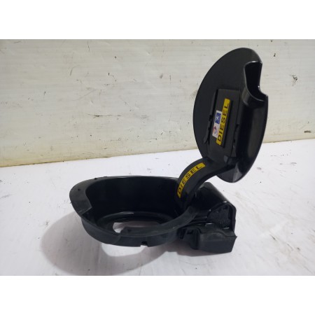 Recambio de tapa exterior combustible para peugeot 308 sw envy referencia OEM IAM 9681632680  