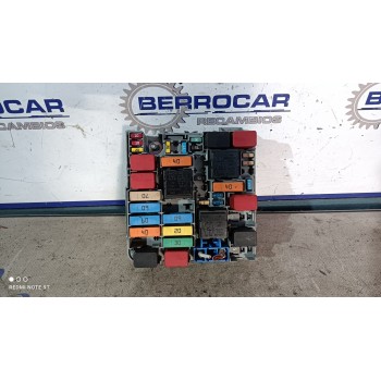 CAJA RELES / FUSIBLES 51867697 