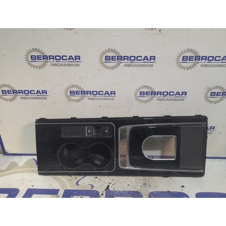 Recambio de consola central para jaguar xe 2.0 diesel cat referencia OEM IAM GX73044E04A  