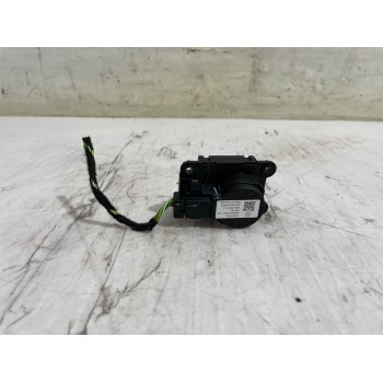 Recambio de motor apertura trampilla para opel corsa f edition referencia OEM IAM HAD36011A  