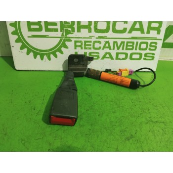 Recambio de enganche cinturon trasero izquierdo para opel vectra c berlina essentia referencia OEM IAM 24463288F  