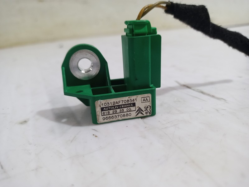 Recambio de sensor para peugeot 308 sw envy referencia OEM IAM 618293300  