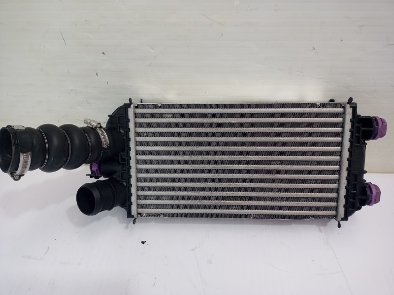 Recambio de intercooler para jeep avenger altitude referencia OEM IAM 9824742280  