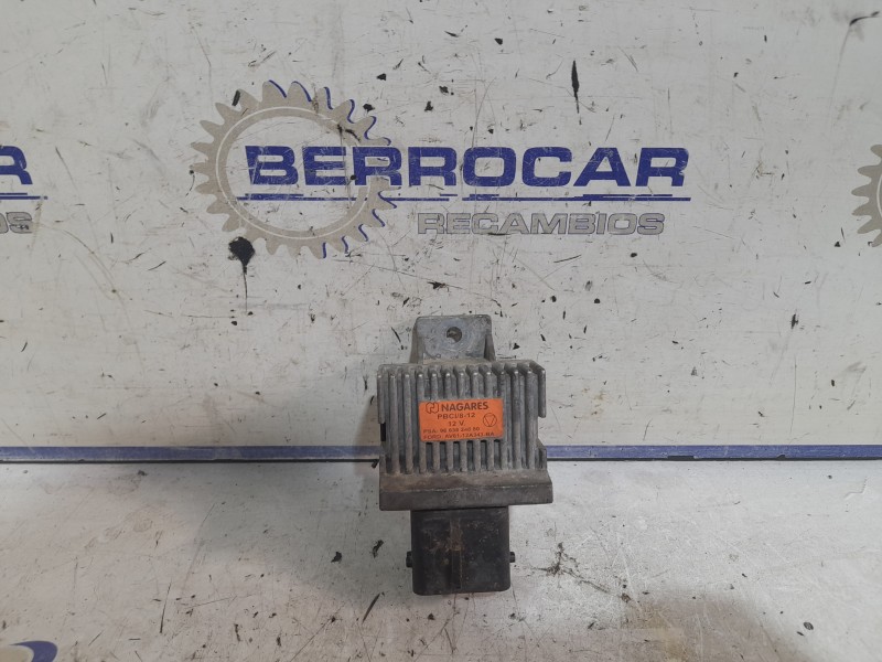 Recambio de caja precalentamiento para peugeot 5008 2.0 blue-hdi fap referencia OEM IAM 9663824880  