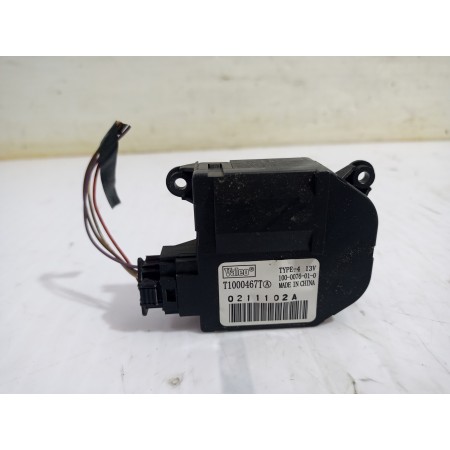 Recambio de motor apertura para peugeot 308 sw envy referencia OEM IAM T1000467T  