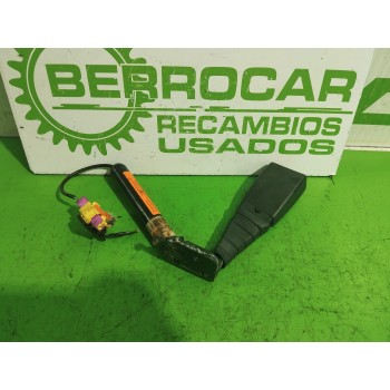 Recambio de enganche cinturon trasero derecho para opel vectra c berlina essentia referencia OEM IAM 24463290F  