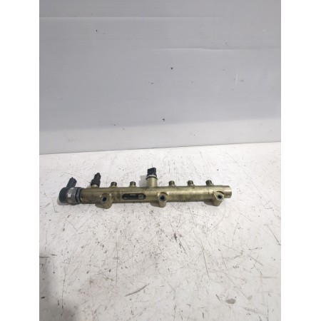 Recambio de rampa inyectora para kia sorento i (jc) 2.5 crdi referencia OEM IAM 0445214103  