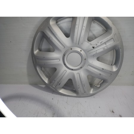 Recambio de tapacubos para ford sierra berlina brillant referencia OEM IAM 88GB1130B  