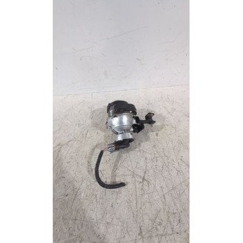 Recambio de faro antiniebla izquierdo para kia stonic (yb) 1.0 t-gdi referencia OEM IAM 92201H8400  