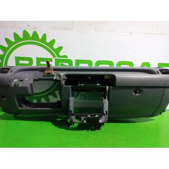 Recambio de salpicadero para nissan micra (k11) básico referencia OEM IAM 68213AX710  