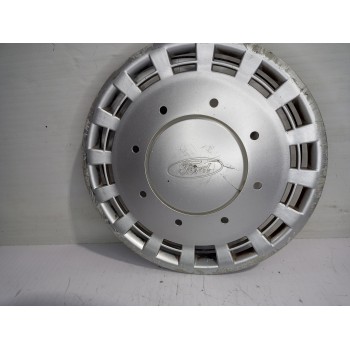 Recambio de tapacubos para ford sierra berlina brillant referencia OEM IAM 88GB1130  