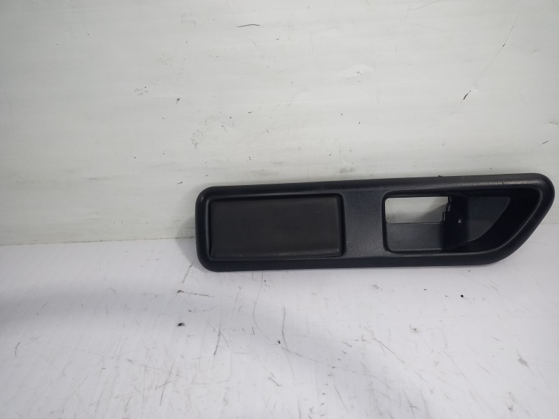 Recambio de maneta interior trasera derecha para ford sierra berlina brillant referencia OEM IAM 88BBA22600AB  