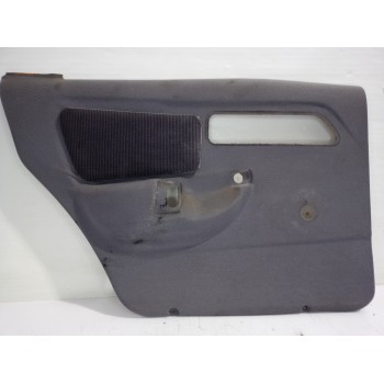 Recambio de guarnecido puerta trasera izquierda para ford sierra berlina brillant referencia OEM IAM 1666695  