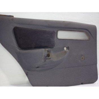 Recambio de guarnecido puerta trasera izquierda para ford sierra berlina brillant referencia OEM IAM 1666695  
