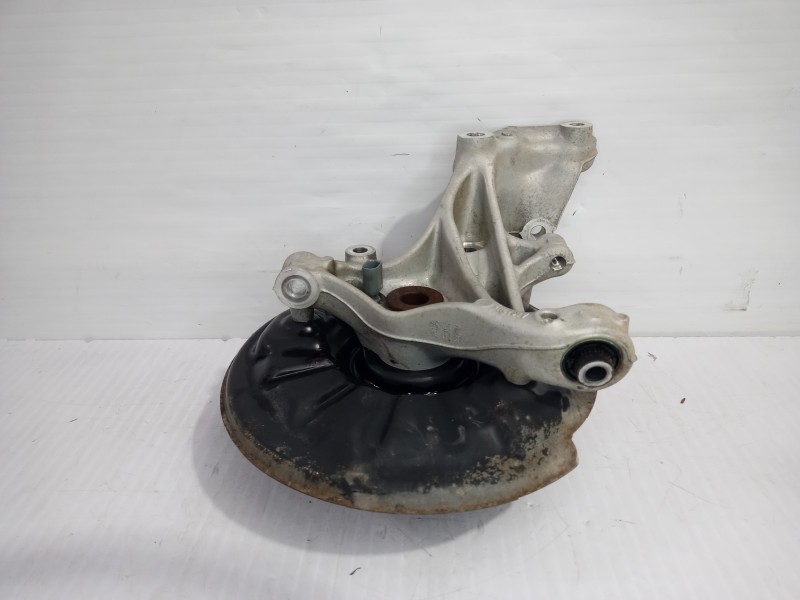 Recambio de mangueta trasera derecha para volkswagen touran (5t1) advance bmt referencia OEM IAM 5Q0407254A  