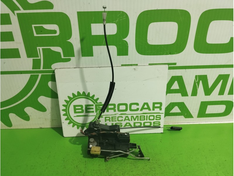 Recambio de cerradura puerta delantera izquierda para opel vectra c berlina essentia referencia OEM IAM 13157763  