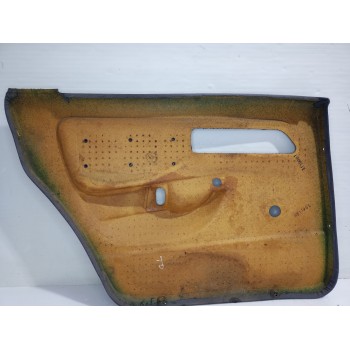Recambio de guarnecido puerta trasera derecha para ford sierra berlina brillant referencia OEM IAM 1666694  