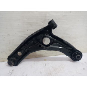 Recambio de brazo suspension inferior delantero derecho para toyota yaris active referencia OEM IAM 4806809150  