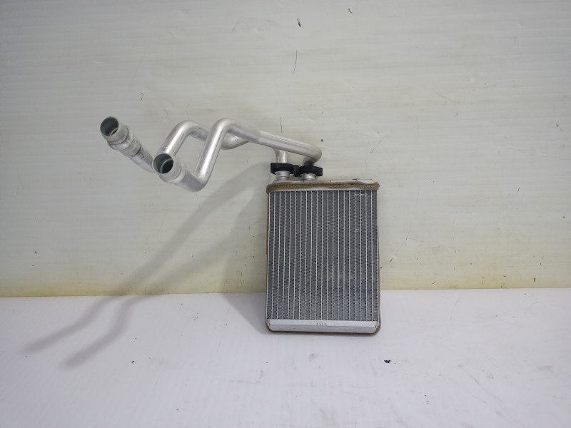 Recambio de radiador calefaccion / aire acondicionado para jeep avenger altitude referencia OEM IAM RP643001  